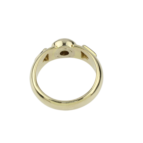 750er Gelbgoldring mit Dreieckdiamanten und champagner farbigem Brillant